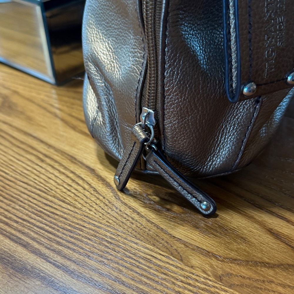 Tignanello Bronze Leather Shoulder Bag - Picture 7 of 16